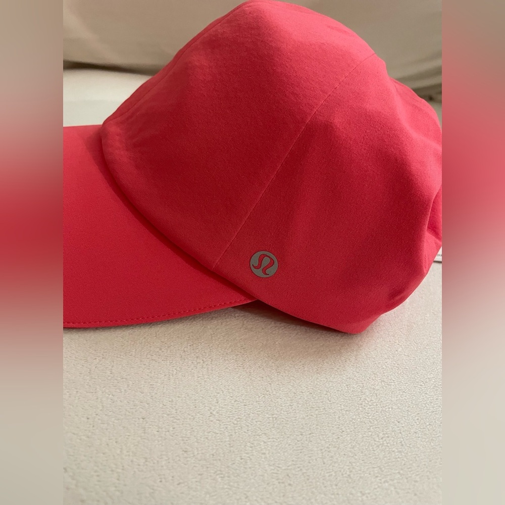 Lululemon NWT Fast and Free Running Hat Glazed Pink Size S/M - Picture 5 of 9